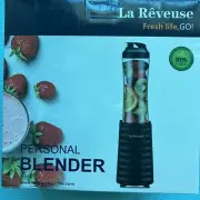 La Rêveuse Personal Blender/300 Watt with 18 Oz BPA Travel Sports Bottle/NWB