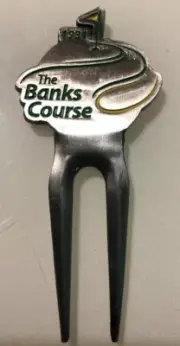 The Banks Course Magnetic Divot Tool