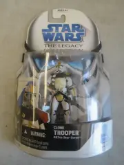 MOC 2008 STAR WARS LEGACY COLLECTION CLONE TROOPER 3.75" FIGURE HASBRO