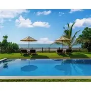 Embracing The Natural Beauty And Cooling Breezes Of The Indian Ocean