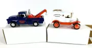 ERTL EASTWOOD B518 Lionelville Set # 2 -Wrecker & Hospital Trks - 1:48 Scale NEW
