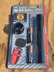 NOS 2012 BLACK MINI MAGLITE Xenon Lamp w/HOLSTER COMBO PACK M2A01R USA SEALED