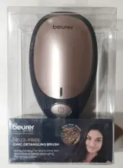 Beurer Frizz-Free Ionic AntiStatic Detangling Brush HT10 NIB 2x1.5V AAA Included