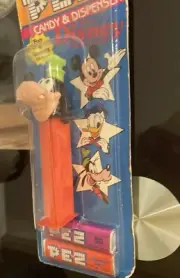 PEZ Disney Goofy Candy Dispenser