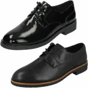 LADIES CLARKS LACE UP WORK SMART CASUAL LEATHER PATENT SHOES SIZE GRIFFIN LANE