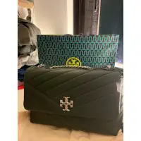 在飛比找蝦皮購物優惠-Tory Burch Kira Chevron Should