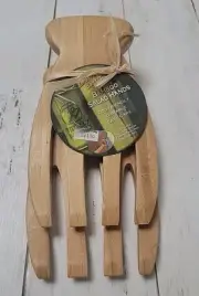 Totally Bamboo Salad Hands Serving Set Earth Friendly
