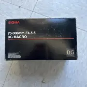 Sigma 70-300mm 1:4-5.6 DL Macro Super Lens Unsure of Mount For Canon