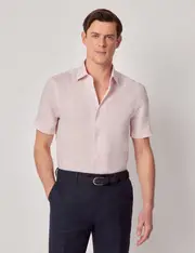 Hawes & Curtis Pink Pure Linen Slim Short Sleeve Shirt | One Piece Collar Size: Small