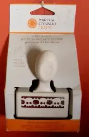 RARE Martha Stewart SKULL & CROSSBONES TRIM BORDER PUNCH Halloween Happy Haunt