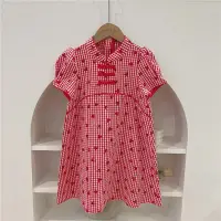 在飛比找Yahoo!奇摩拍賣優惠-改良式旗袍 夏款女童小立領泡泡袖愛心盤扣旗袍裙連身裙