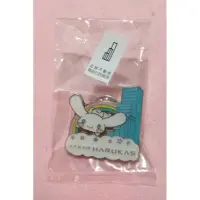 在飛比找蝦皮購物優惠-日本大阪限定~三麗鷗徽章 大耳狗，美樂蒂，酷洛米