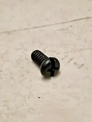 Dewalt Black & Decker 761373-00 Screw for Bench Grinder