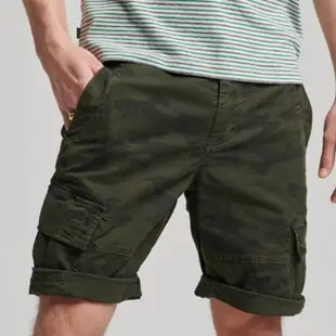 【Superdry】男裝 休閒短褲 VTG CORE CARGO SHORT(深迷彩)