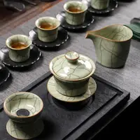 在飛比找ETMall東森購物網優惠-手工青瓷功夫茶具蓋碗茶壺泡茶家用陶瓷茶杯傳世哥窯金絲鐵線套裝
