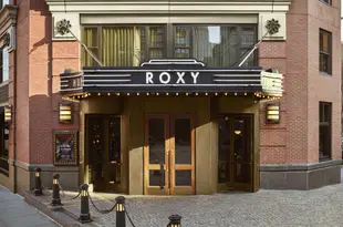 特裏貝克羅克西酒店The Roxy Hotel Tribeca