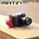 韓國品牌馬田Matin單眼相機手腕帶M-7371(酒紅色;底座有支架,可讓機身站立)