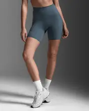 Form Stash Hi-Rise 6" Bike Short with Pockets, 2XU, XL, Dark Sage/Dark Sage, Female
