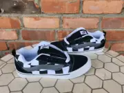 Sz 11.5 Vans Mega Check Knu Skool Skate Sneakers Mens Black White Checkerboard
