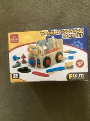 Lehoo Castle Wooden Tool Box Play Set