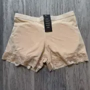 Women’s Medium Butt Lifter Padded Lace Panties Nude Beige Hip Enhancer Shapewear