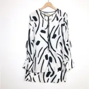 Diane Von Furstenberg Black and white silk tunic top