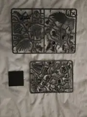 W:TOW Bretonnia Lord on Royal Pegasus on sprue