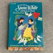 Vintage Cleo Walt Disney Valentines Cards Snow White and the Seven Dwarfs (38)