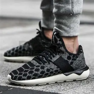 ADIDAS ORIGINALS TUBULAR PRIMEKNIT B25573