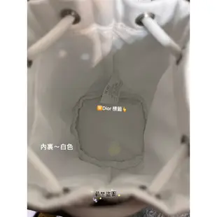 Smile美妝小舖 2024/03🆕DIOR迪奧 白色束口化妝包 正品 全新百貨專櫃貨