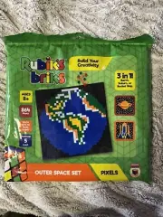 Rubik's Briks Outer Space Set (3-in-1) 864 Pixels Intermediate Level 5