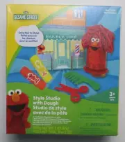 New Sesame Street Style Studio with Dough - Elmo