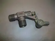 Robert Manufacturing Bob Red Brass Float Valve 1/2" NEW