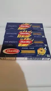 Barilla Thin Spaghetti, Fettuccine,Angel Hair, Spaghetti. 8 boxes. 2 of each.