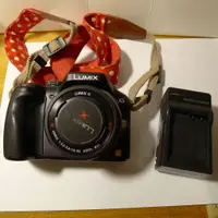 在飛比找蝦皮購物優惠-中古 Panasonic DMC-G5單眼 數位相機 + 鏡