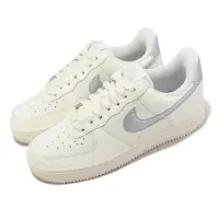 在飛比找momo購物網優惠-【NIKE 耐吉】休閒鞋 Wmns Air Force 1 