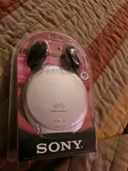 Sony D-EJ360 Portable Personal Compact Disc Player CD Walkman street style NEW
