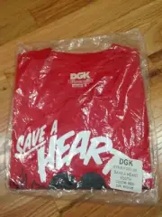 NEW DGK Dirty Ghetto Kids Skateboard SAVE A HEART T-Shirt SIZE YOUTH MEDIUM NOS