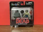 2013 The Walking Dead MiniMates Hooded Michonne & Crawling Zombie Figures