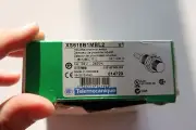Schneider Electric XS618B1MBL2 Inductive Proximity Switch