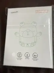 Yeivzwba Baby Bear Wearable Soothing Teether Green Silicone 3+ Months