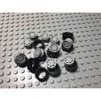 在飛比找蝦皮購物優惠-【河濱熊】(現貨全新) LEGO 樂高 灰色輪框+黑色輪胎組