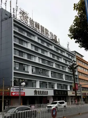 鉑頓國際公寓昆明春城路火車站店Poltton International Service Apartment Kunming Spring City Road Railway Station