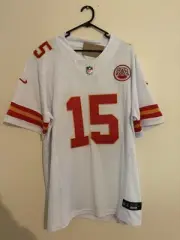Kansas City Chiefs Patrick Mahomes Nike Stitched Jersey Men’s Size L Large