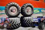Tamiya Monster Truck RC 1:10 Clod Buster Bullhead 4x4x4 Chrome Wheels Set NEW