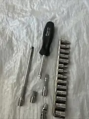 Snap-On 1/4 Shank Driver 6'2' Ex,12 Pt Socket Set. 1-1/4 Swivel 1/4-3/8 Ex