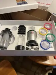 Magic Bullet Blender Kit Juicer smoothie maker New in Box extra gaskets