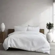 Ardor Boudoir Queen White Leonardo Embossed Quilt Cover Set