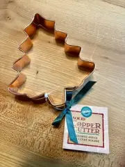 NWT Wilton Solid Copper Christmas Tree Cookie Cutter Extra Large (Baking Tool)