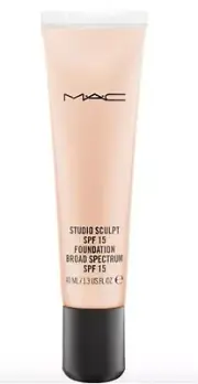 MAC Studio Sculpt Foundation SPF15 Shade ~ NC20 ~ Full Size ~ New In